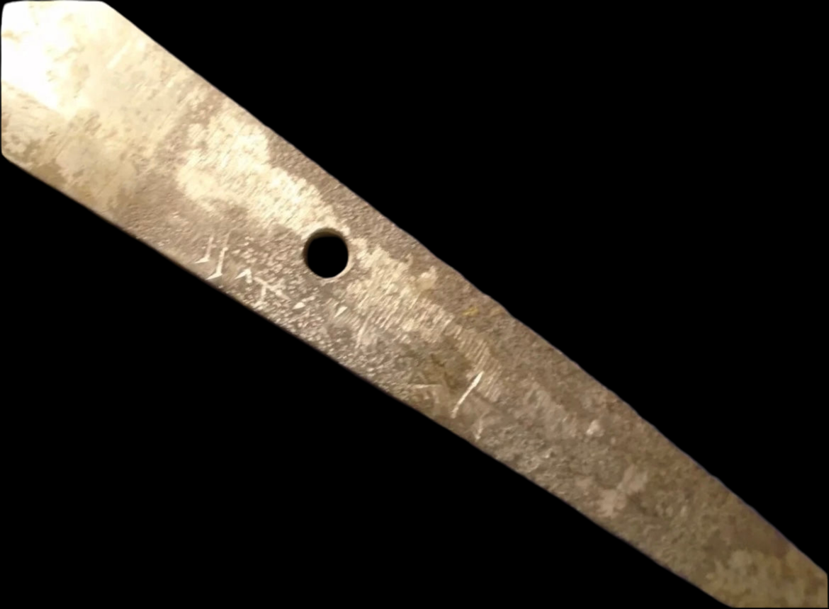 WWII IJA Officers Shin Gunto Katana in Traditional fittings and scabbard Bring back captured in Philippines Dated 1940