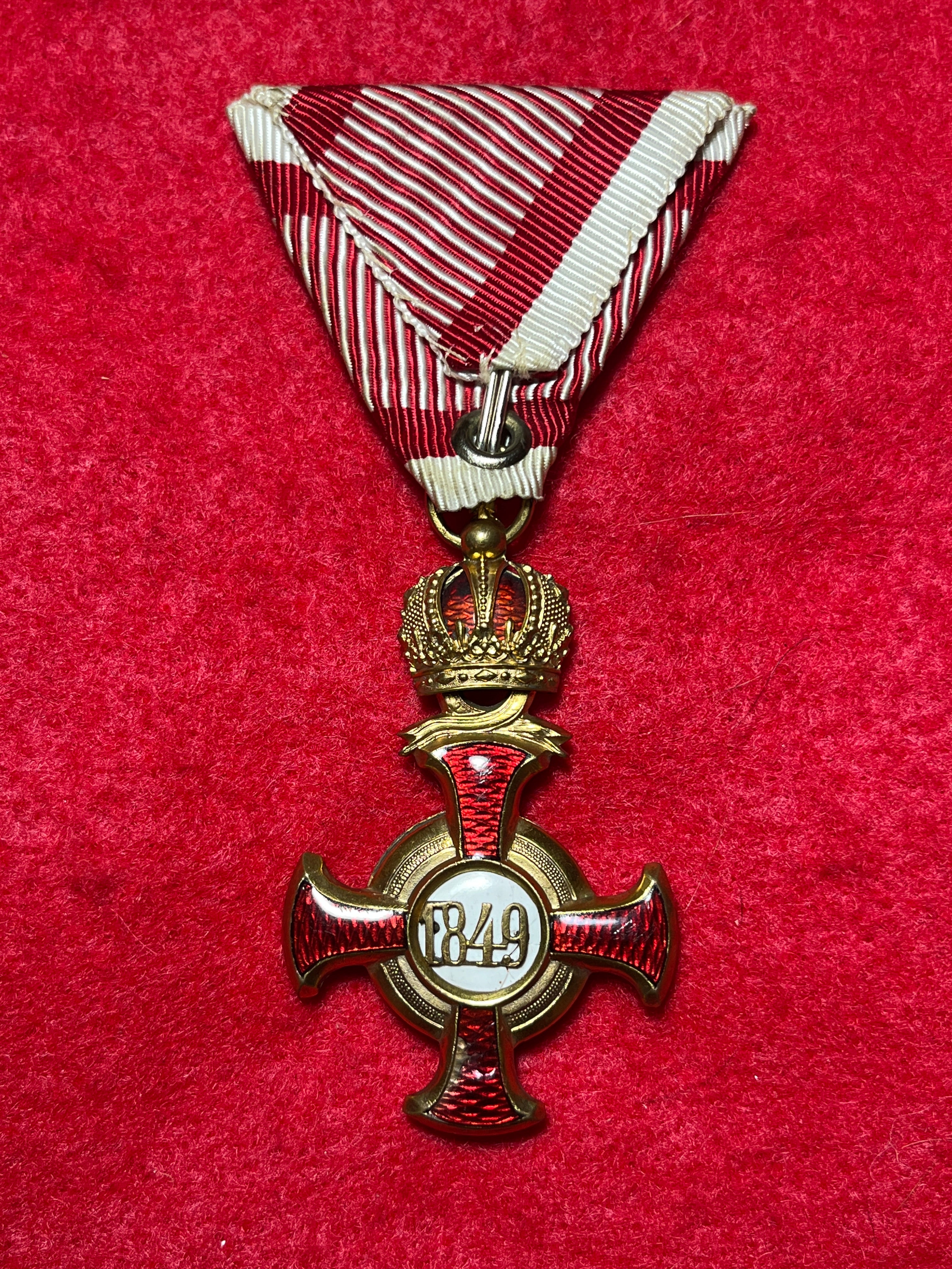 WW1 Austro Hungarian Golden Cross Of Merit 1st Class Made In Vienna 1870s-1914