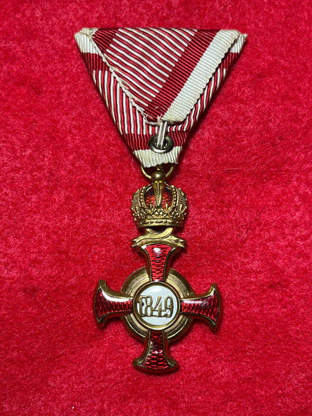 WW1 Austro Hungarian Golden Cross Of Merit 1st Class Made In Vienna 1870s-1914